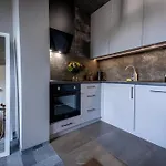 Manufaktura 3*
