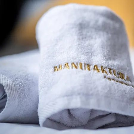 Manufaktura 4*